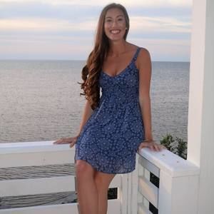 Meet your Posher, Casey